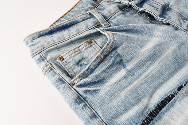 AMIRI Jeans A8920