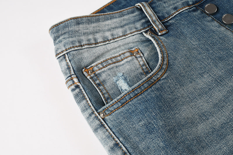 AMIRI Jeans A8931